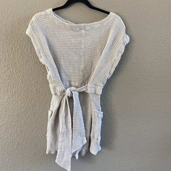 Free People Pull Me In Romper Womens XS Pebble Gray Waffle Knit Belted - Picture 4 of 15